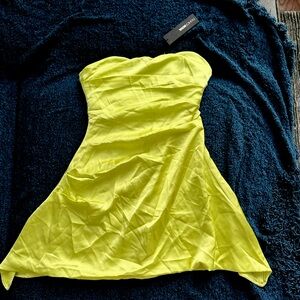 New FashionNova dress perfect for date night or just a night out.